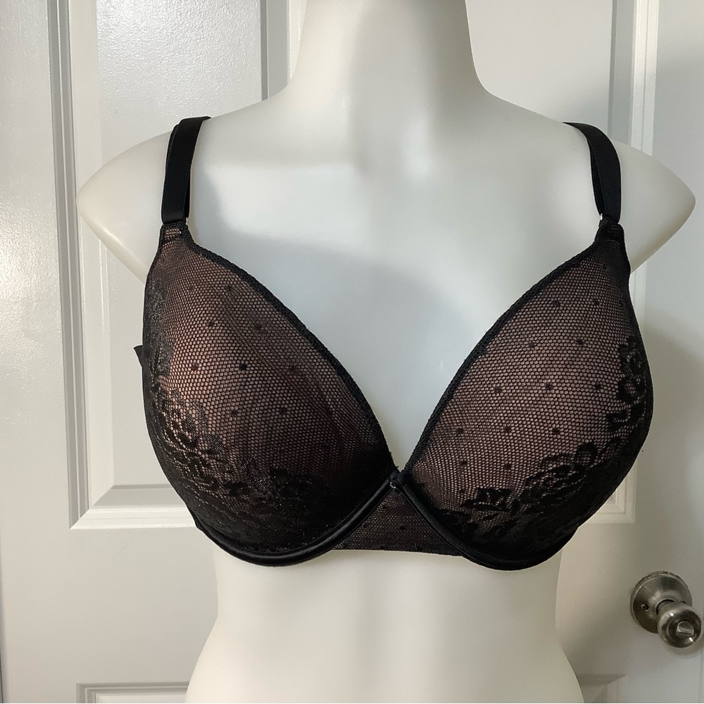 Secret Treasures Black and Tan Lace Bra 38 D